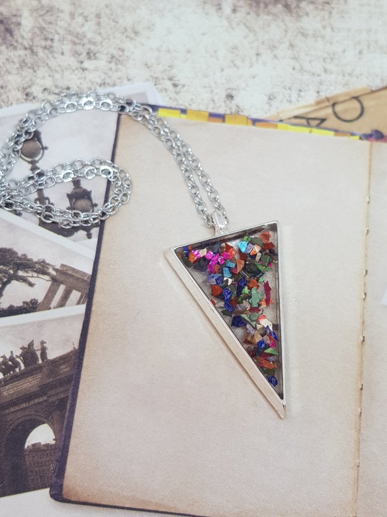 Resin and Rose triangular pendant